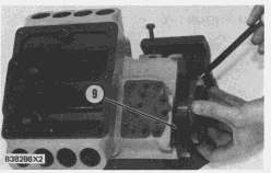 sebr0540a07050 3208 INDUSTRIAL ENGINE - Fuel Injection Pump Housing 3208 engine 3208