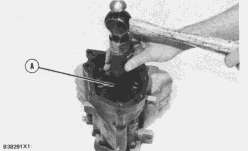 sebr0540b07051 3208 INDUSTRIAL ENGINE - Fuel Injection Pump Housing 3208 engine 3208