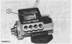 sebr0540b07052 3208 INDUSTRIAL ENGINE - Fuel Injection Pump Housing 3208 engine 3208