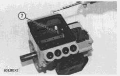 sebr0540d07049 3208 INDUSTRIAL ENGINE - Fuel Injection Pump Housing 3208 engine 3208